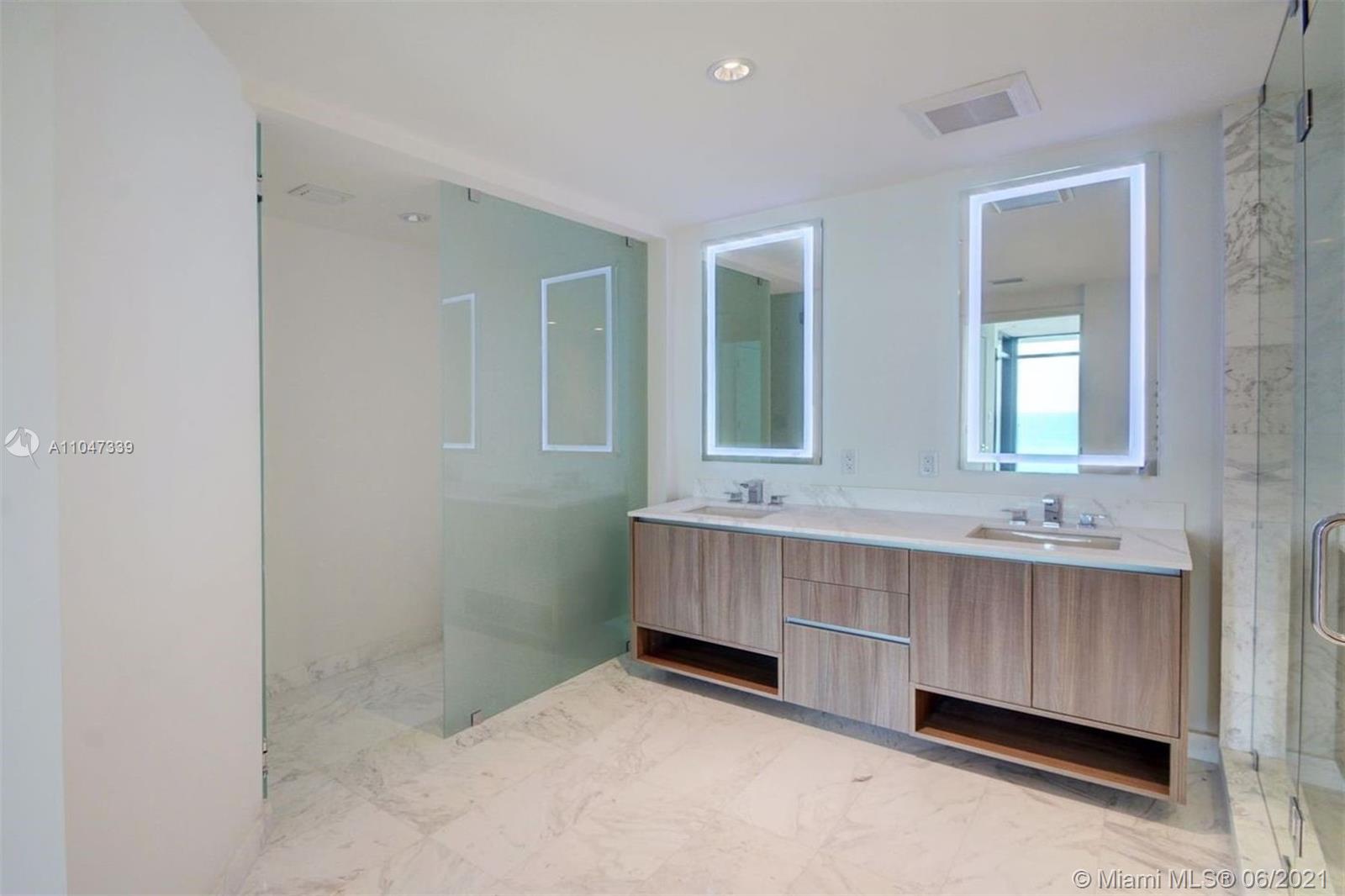 SAGE BEACH CONDO - Residential
