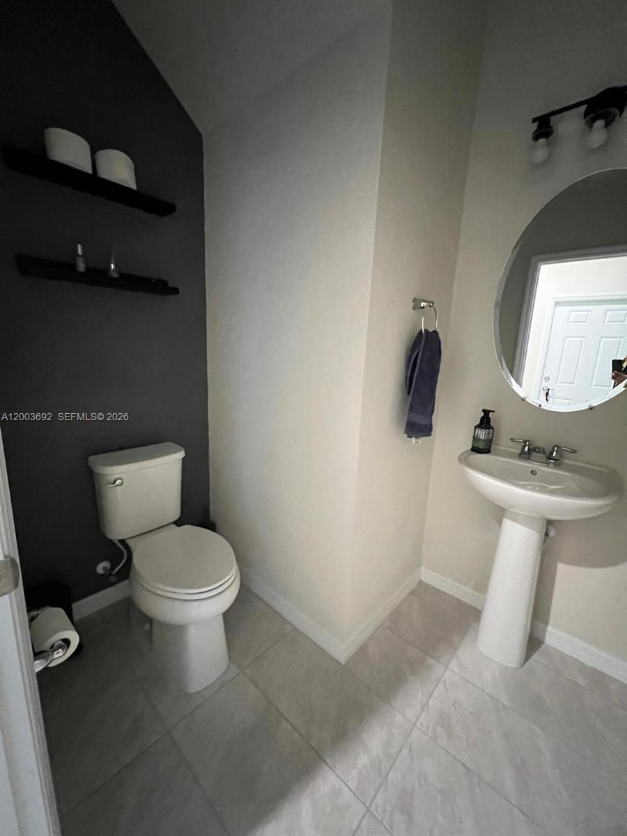 SOMERSET PLAZA - Residential Lease