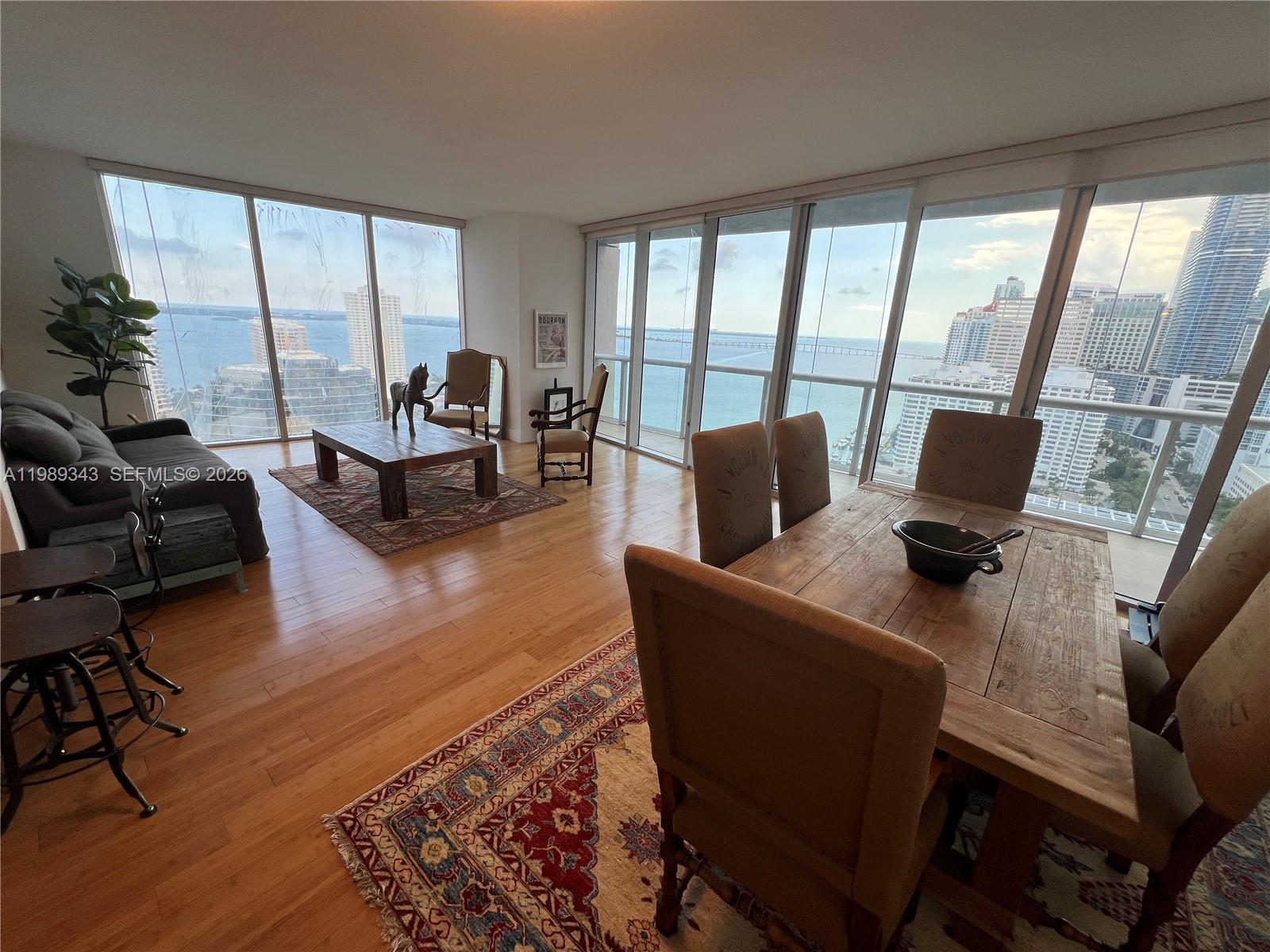 ICON BRICKELL NO TWO - Residential