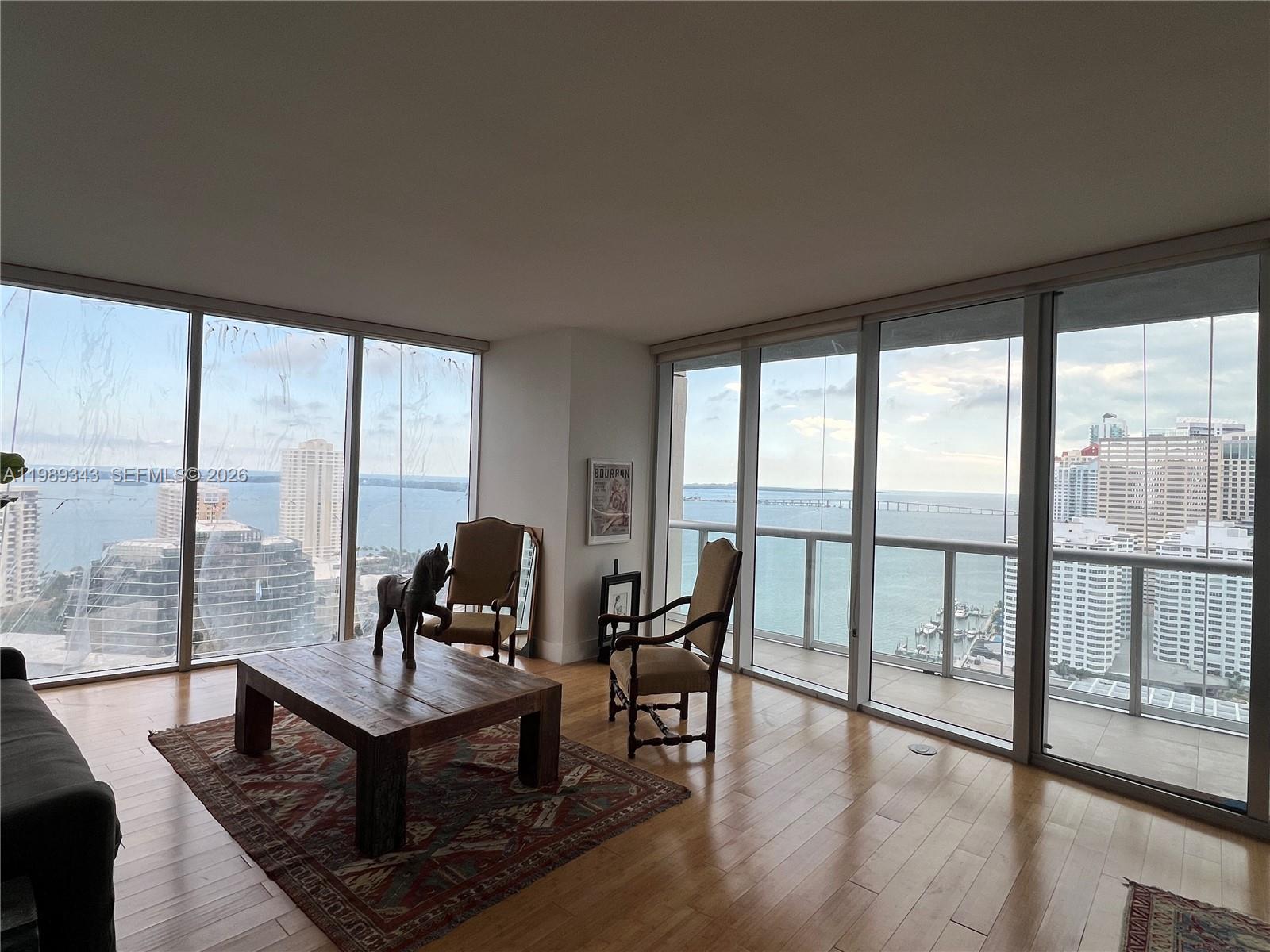 ICON BRICKELL NO TWO - Residential