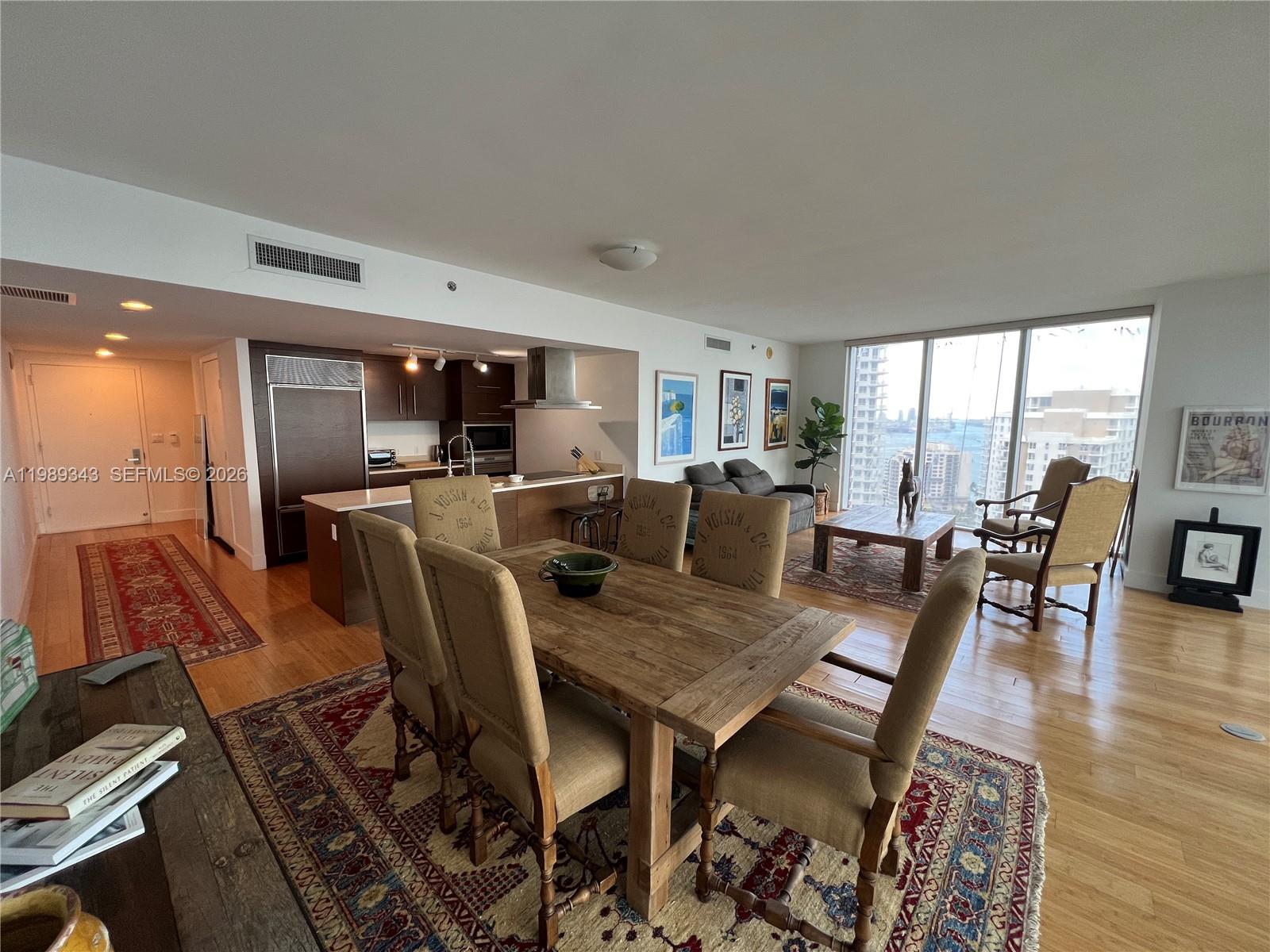 ICON BRICKELL NO TWO - Residential