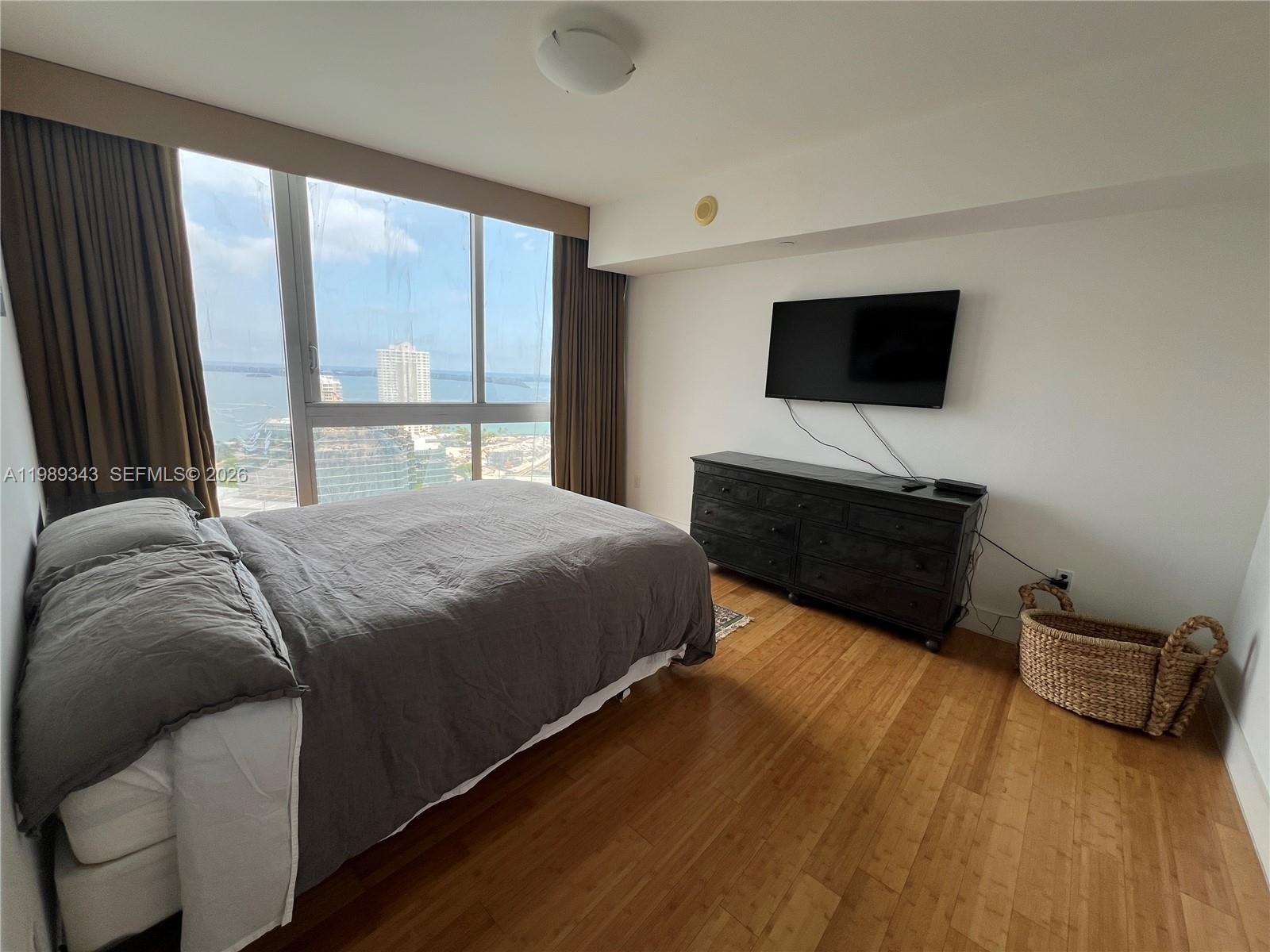ICON BRICKELL NO TWO - Residential