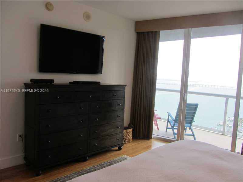 ICON BRICKELL NO TWO - Residential