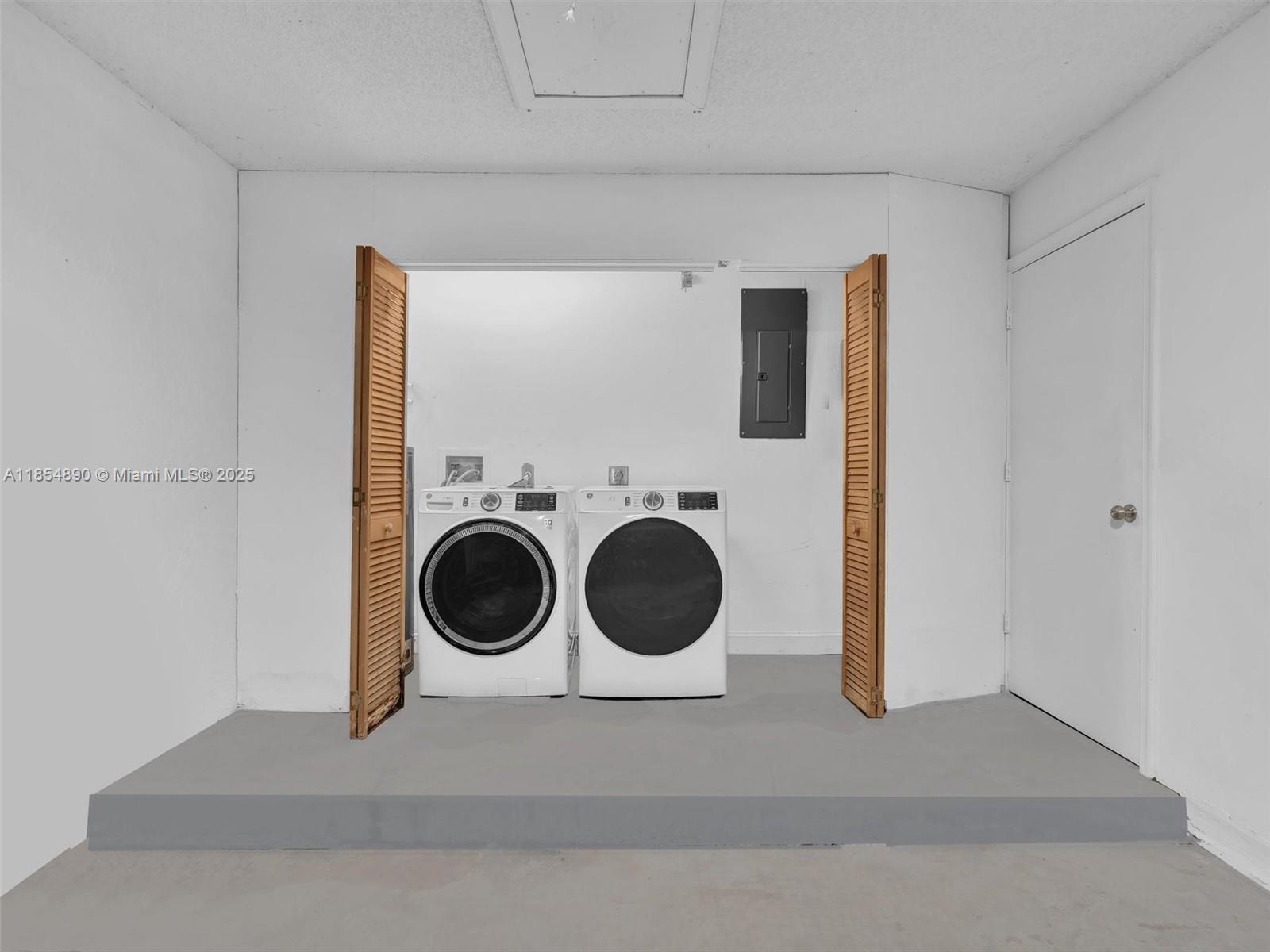 BRENTWOOD OF BOCA PH 2 - Residential