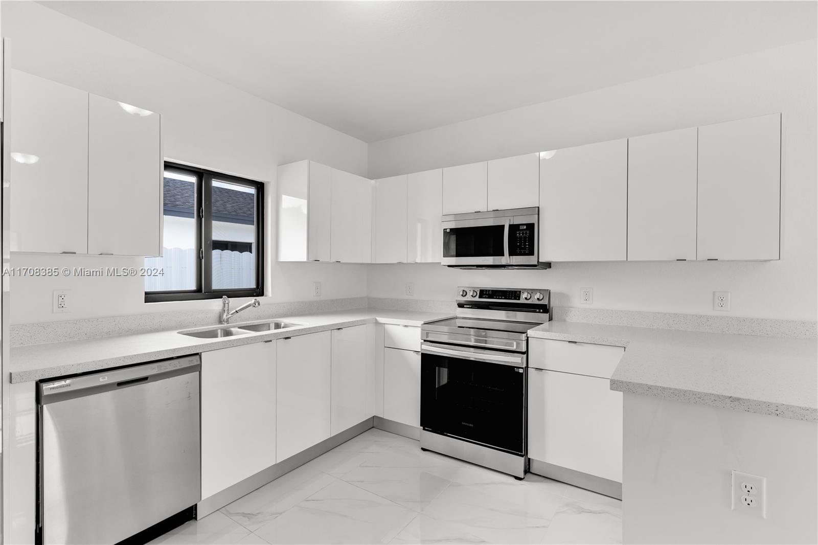 SYMMES - SHARMAN TRACT - Residential Income