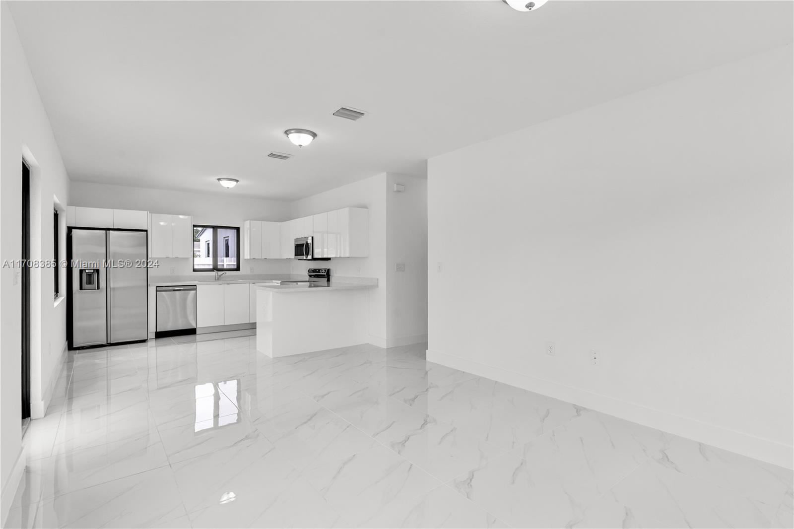 SYMMES - SHARMAN TRACT - Residential Income