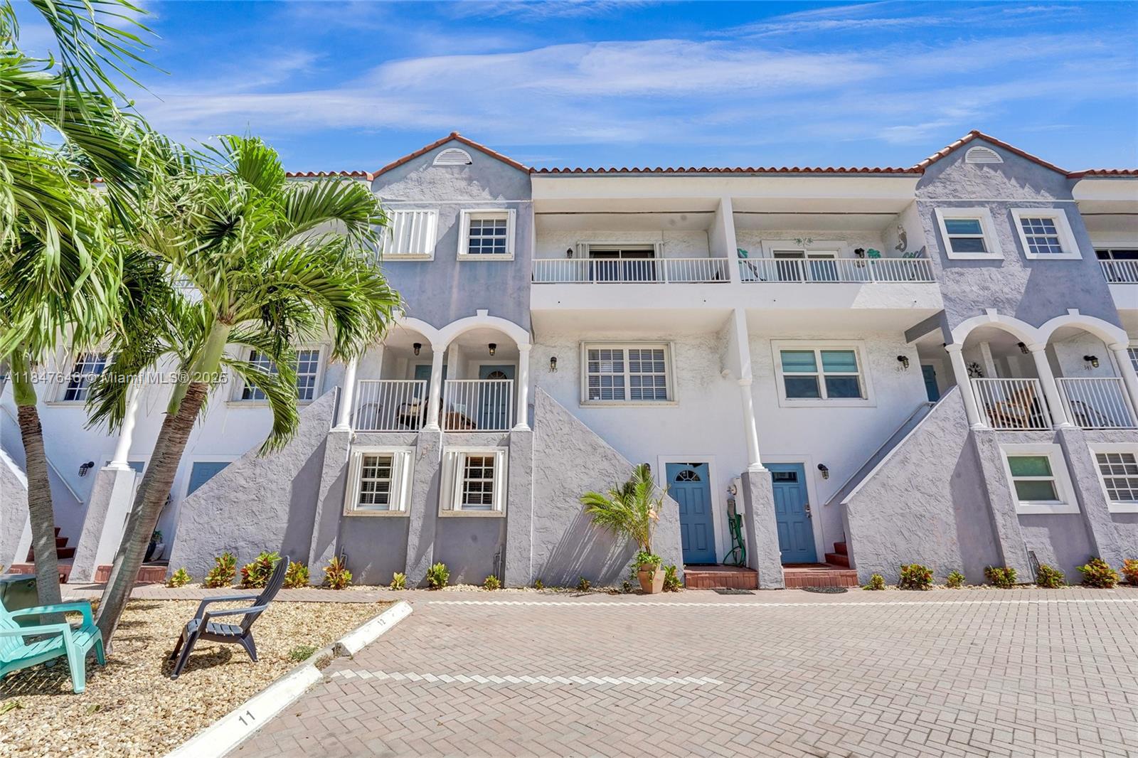 HOLLYWOOD BEACH - Residential