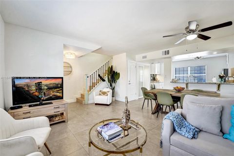 Photo of 345 Virginia St, Hollywood, FL 33019 (MLS # A11847646)