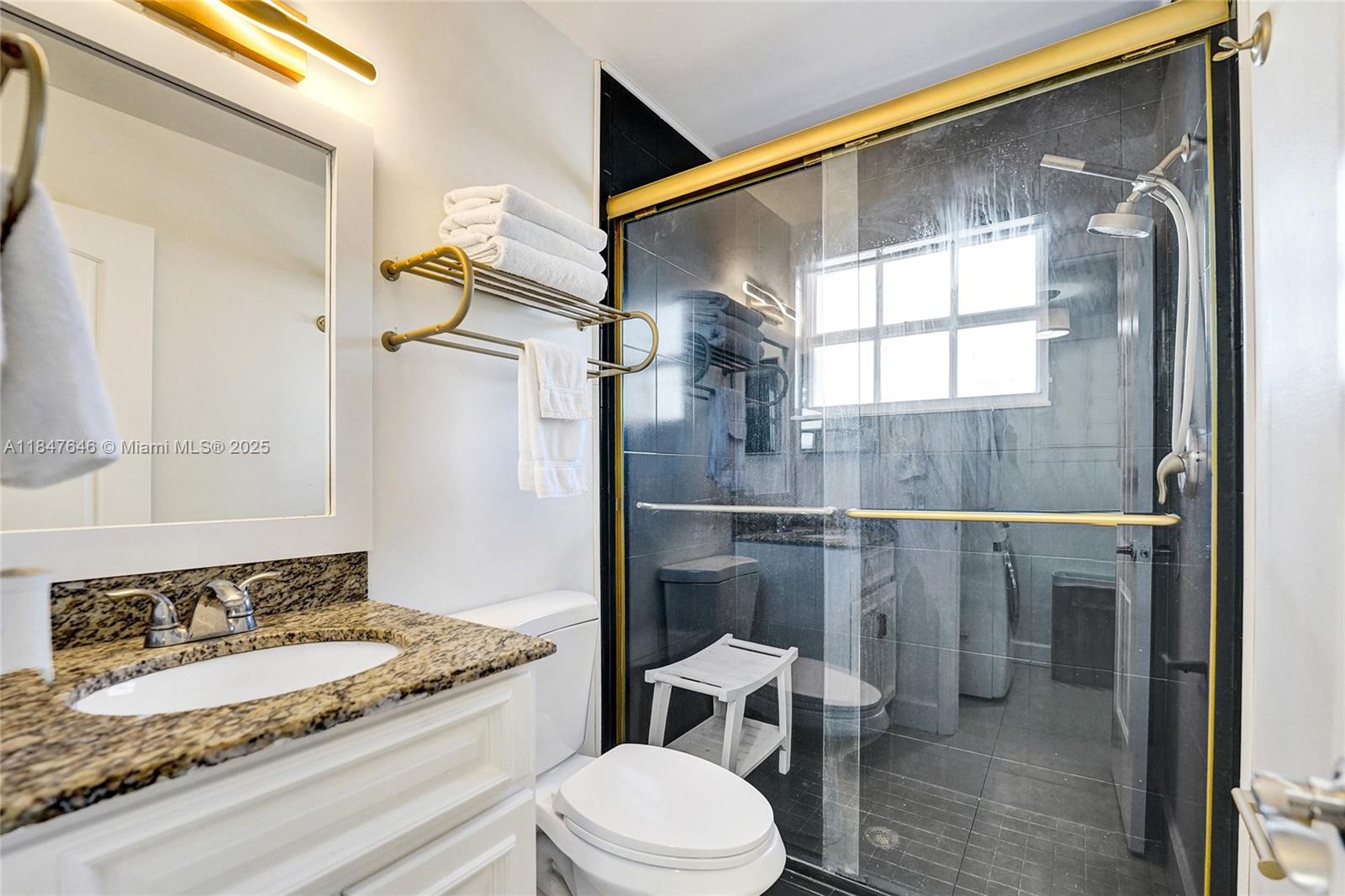 HOLLYWOOD BEACH - Residential