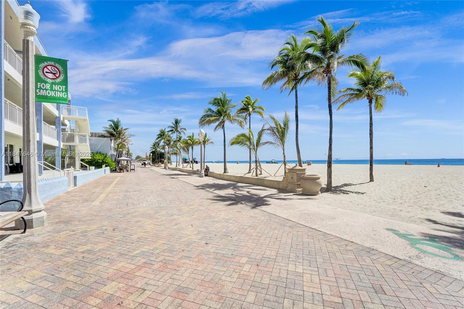 HOLLYWOOD BEACH - Residential