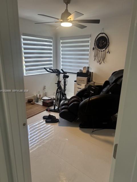 PEMBROKE LAKES SOUTH - Residential