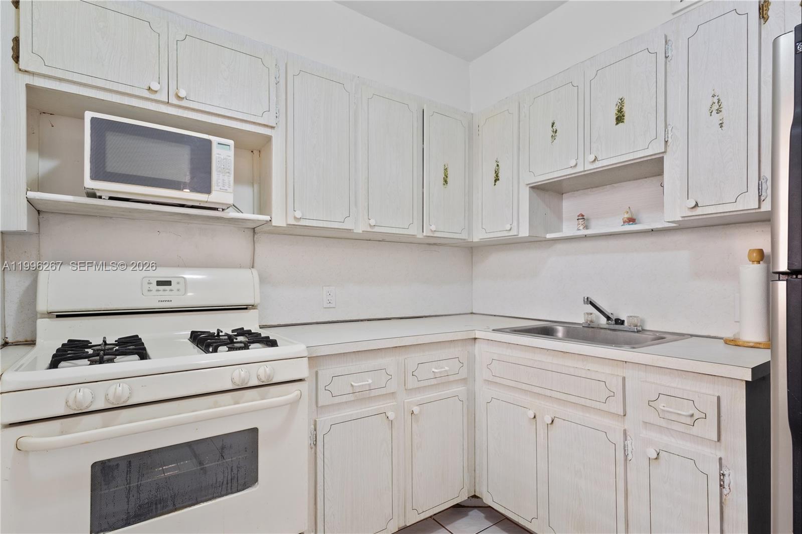 PENN TERRACE TOWERS CONDO - Residential