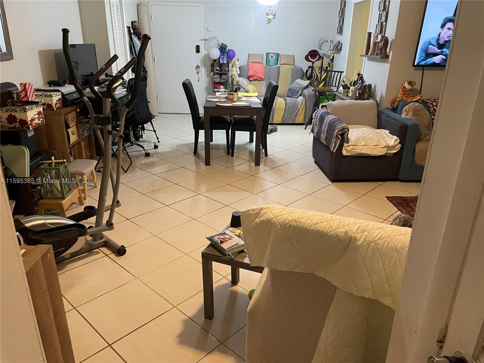 LAKE PARK CONDO NO 1 - BL - Residential