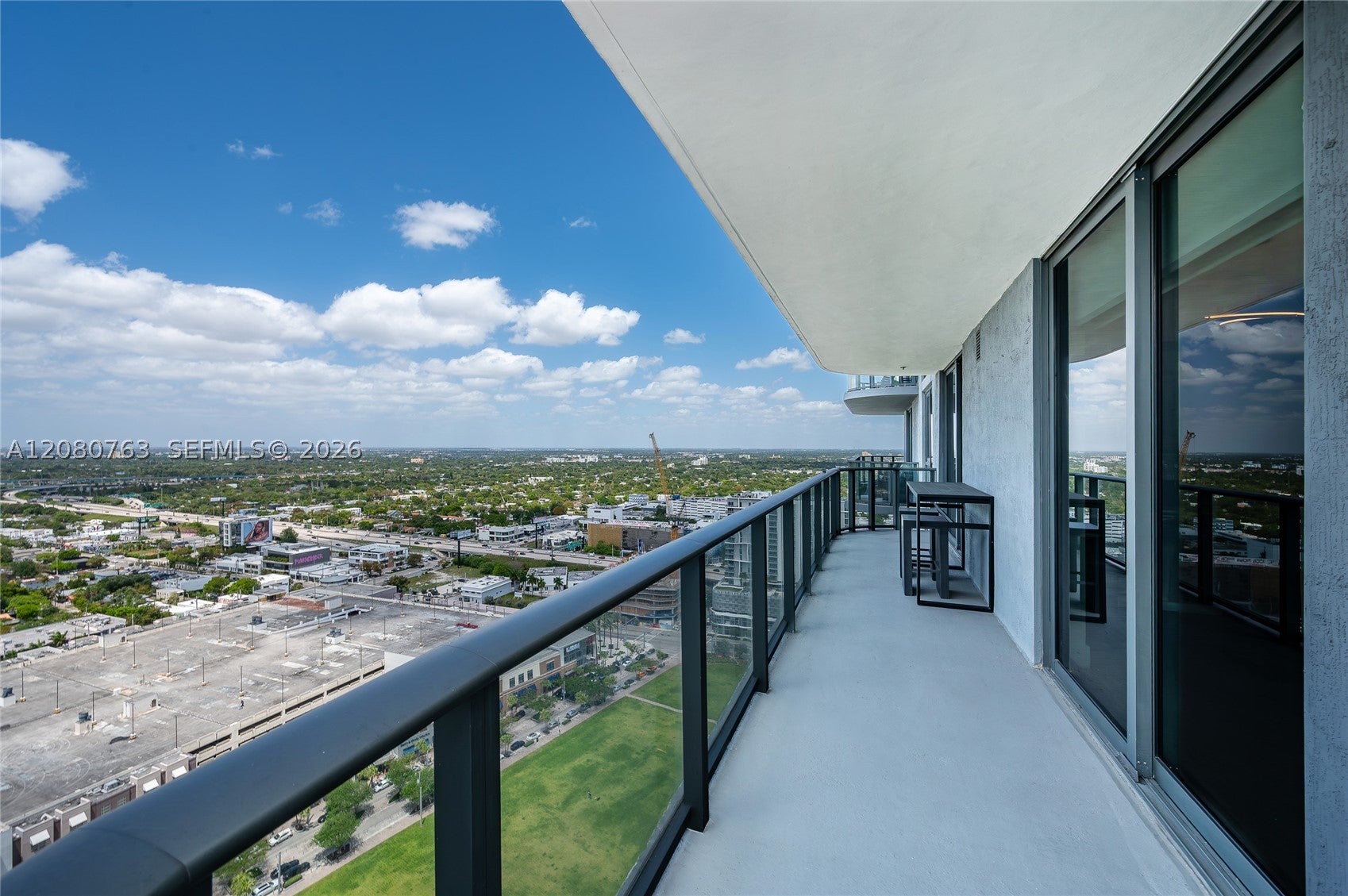 121 NE 34th St 3001
