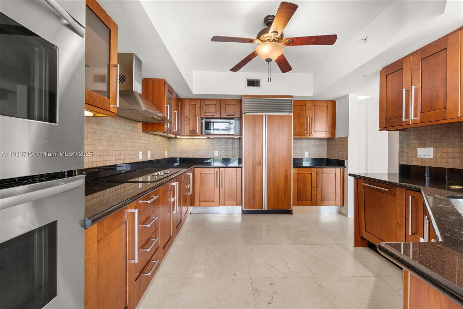 THE PENINSULA II CONDO - Residential