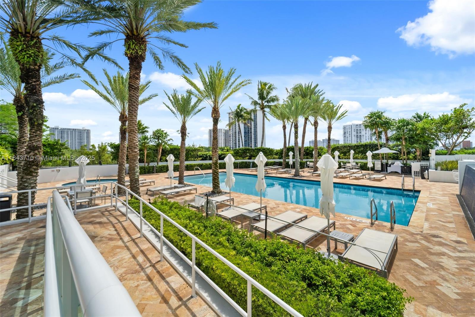 THE PENINSULA II CONDO - Residential