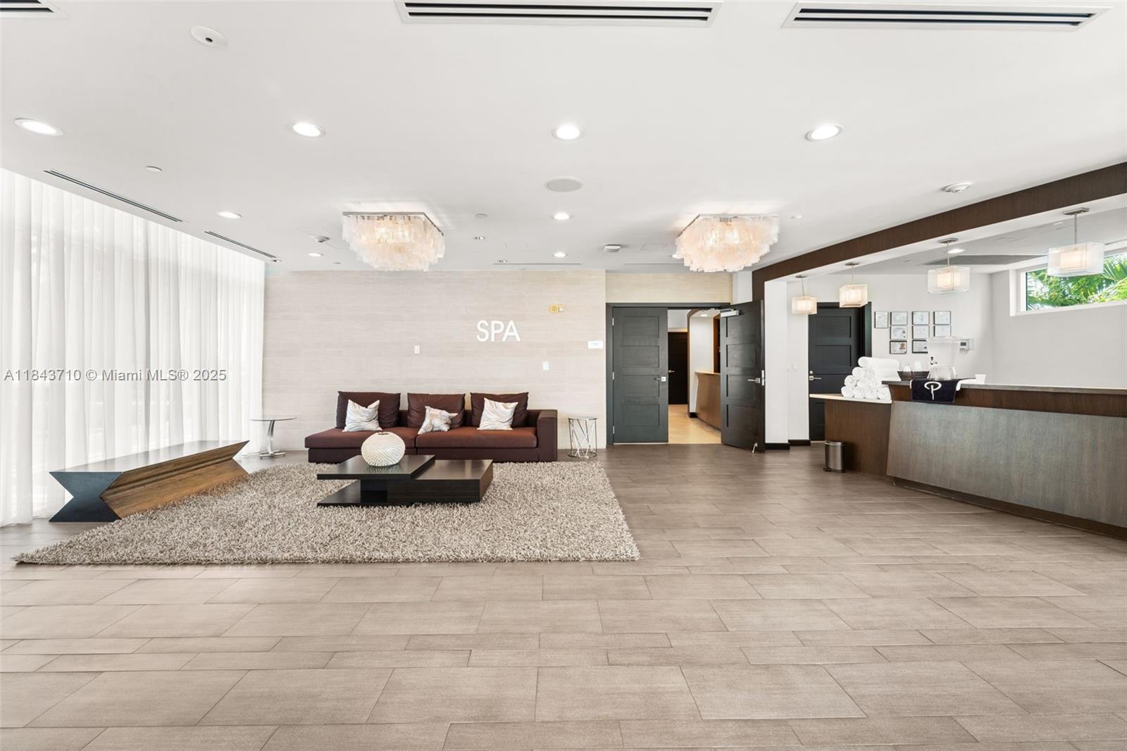 THE PENINSULA II CONDO - Residential