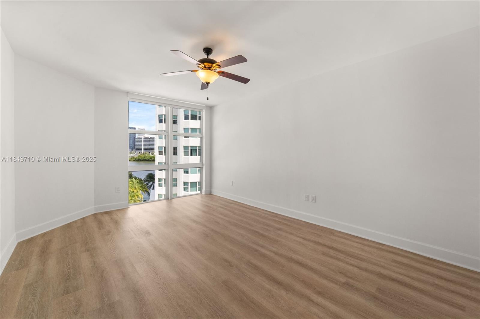 THE PENINSULA II CONDO - Residential