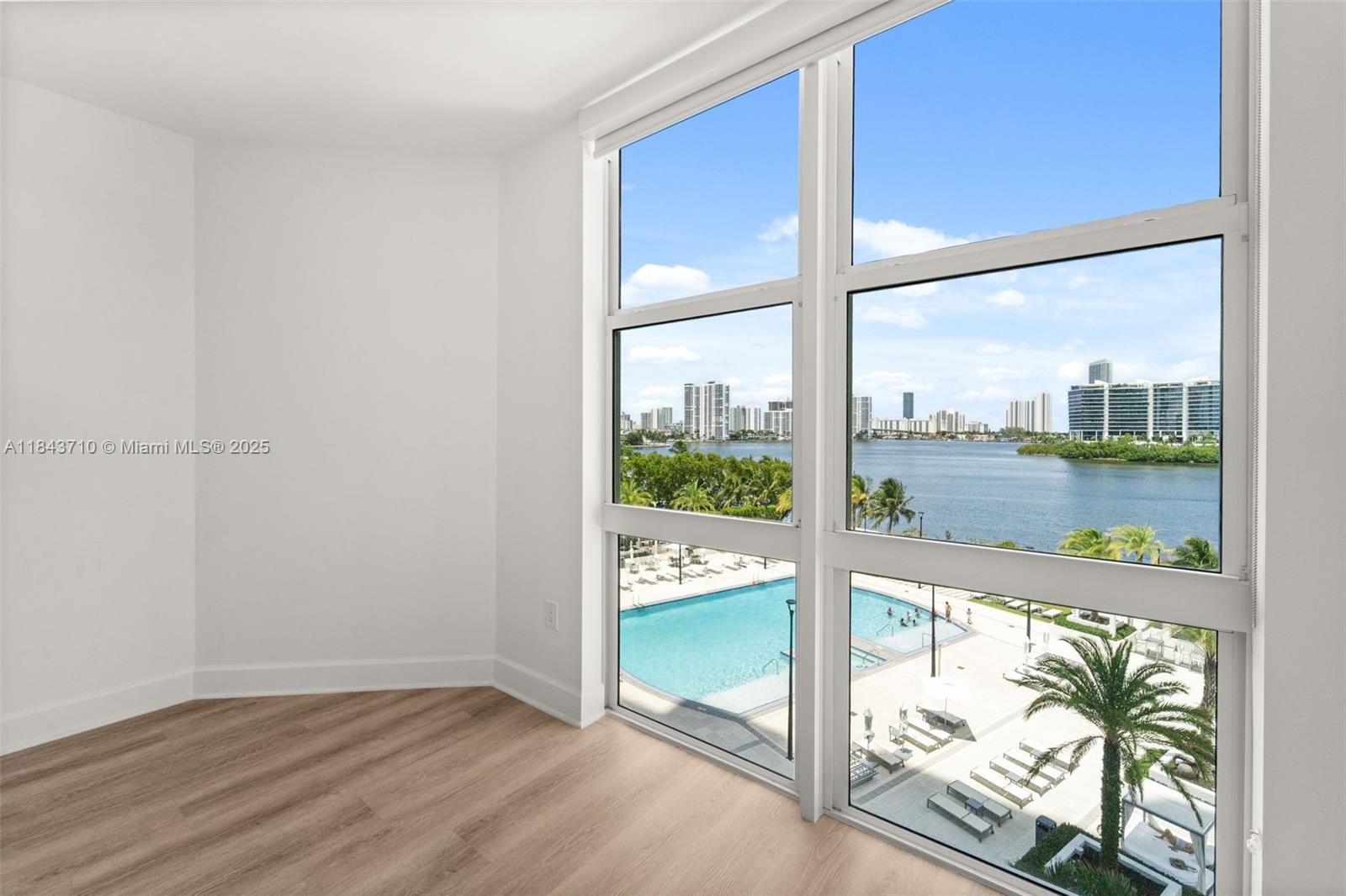 THE PENINSULA II CONDO - Residential