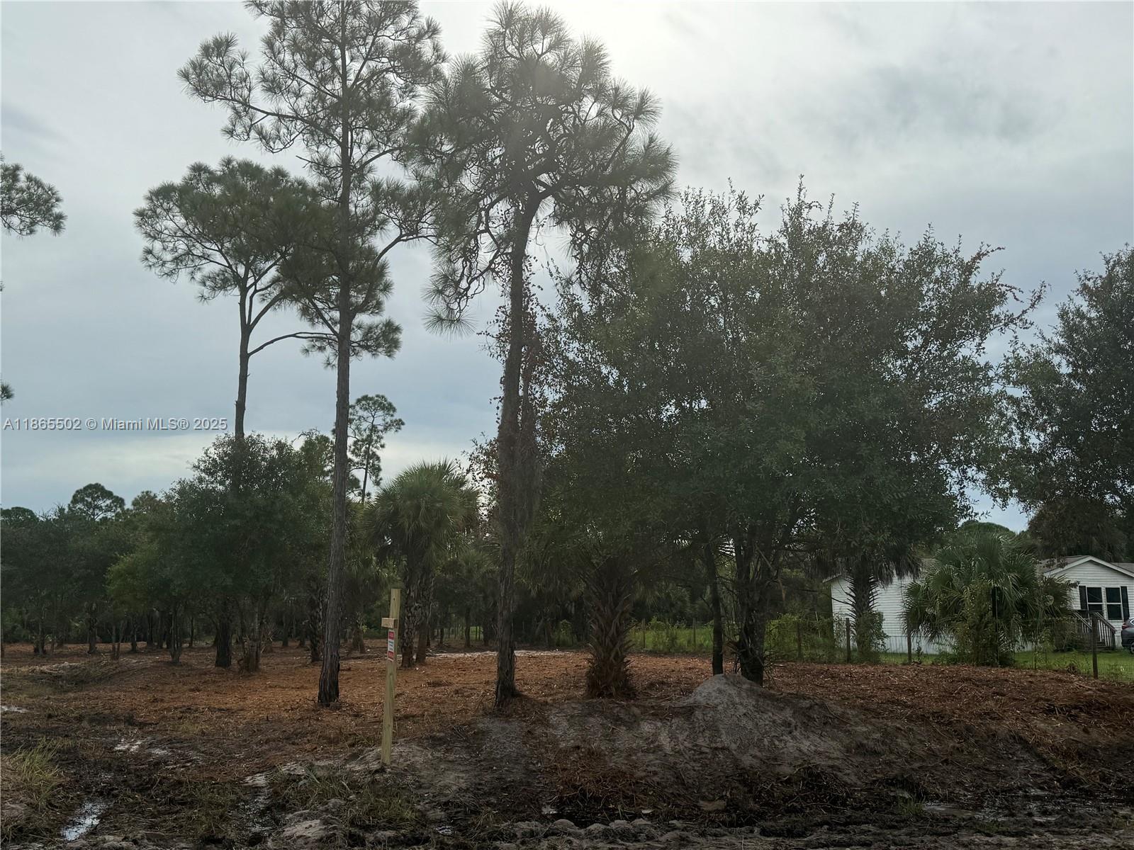 MONTURA RANCH ESTATES - Land