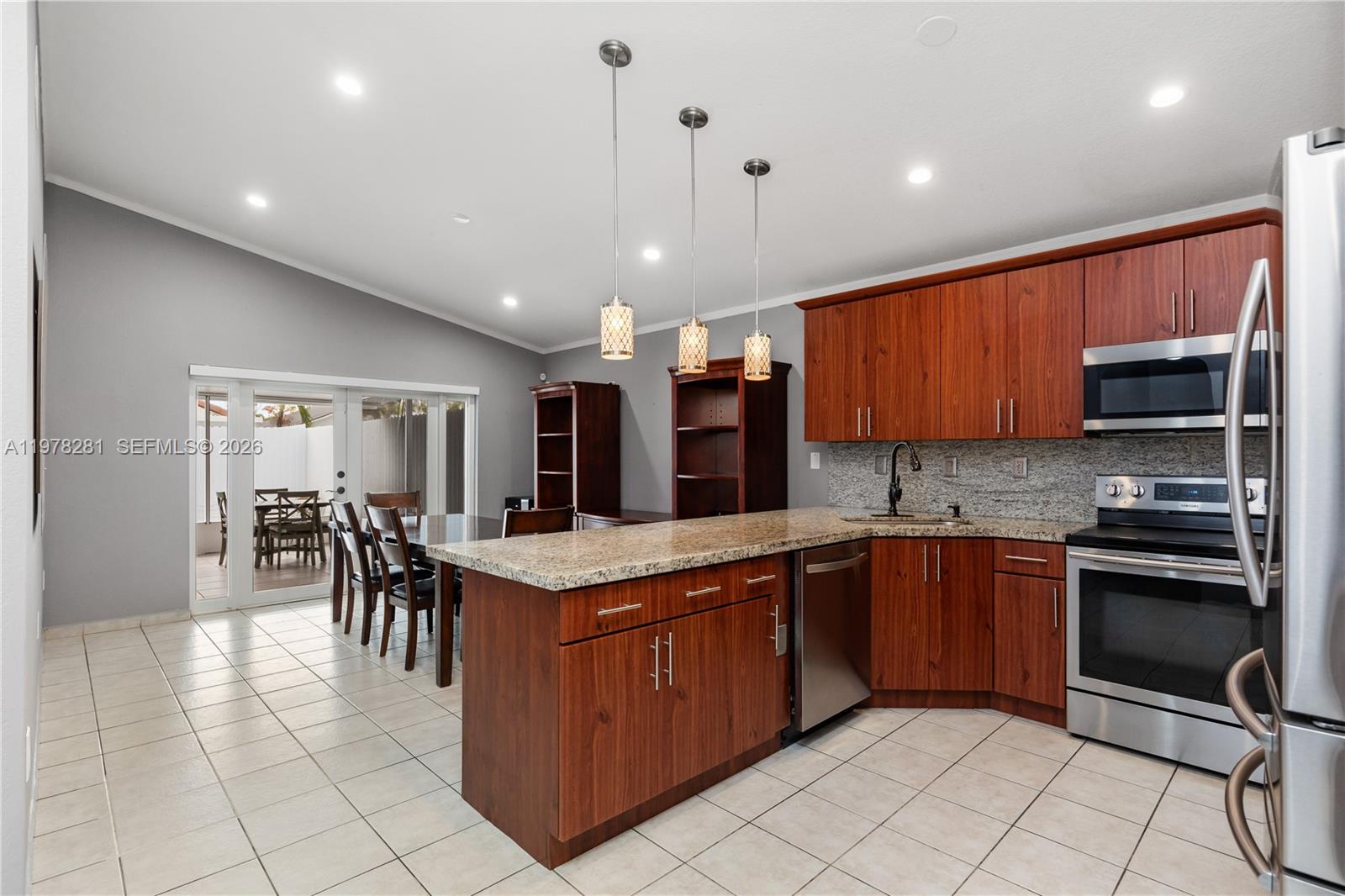 MARALEX HOMES - Residential