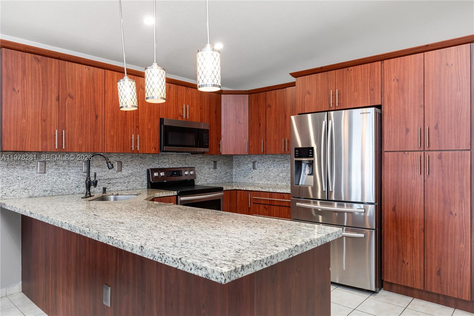 MARALEX HOMES - Residential