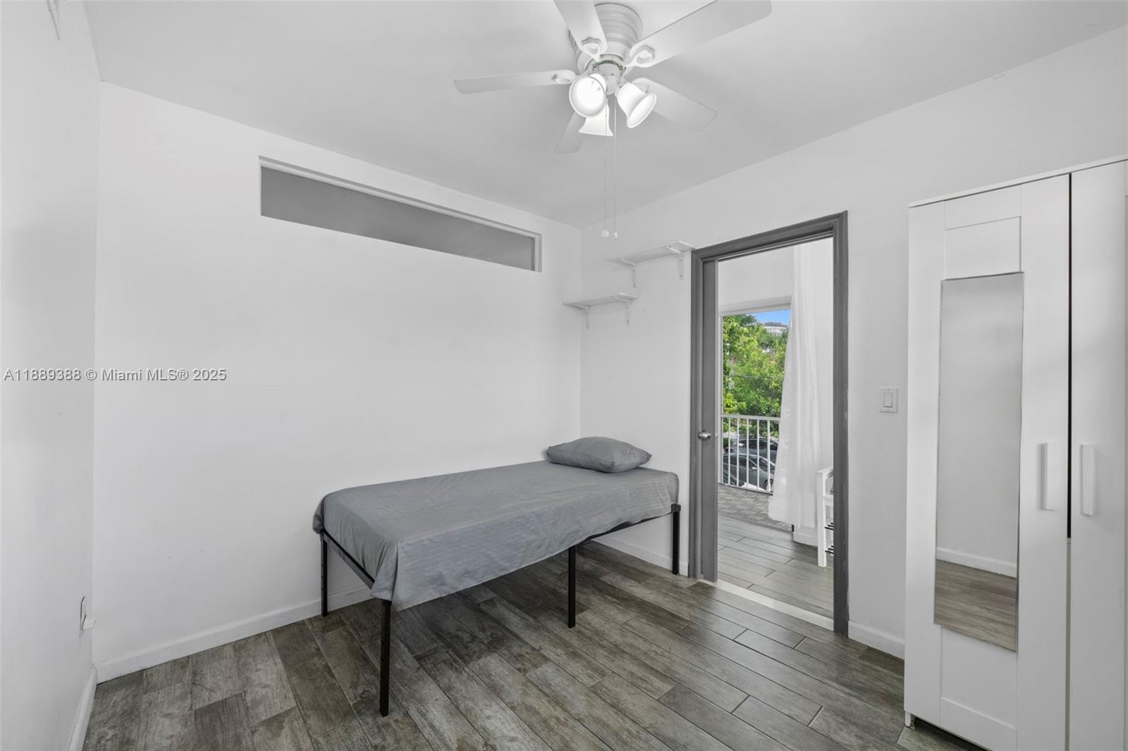 PINETREE MANOR CONDO - Residential