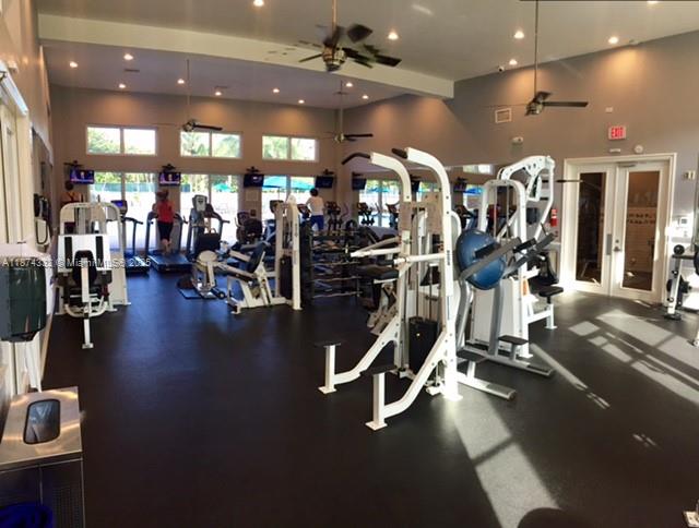 WESTLAKE VILLAGE PLAT - Residential Lease