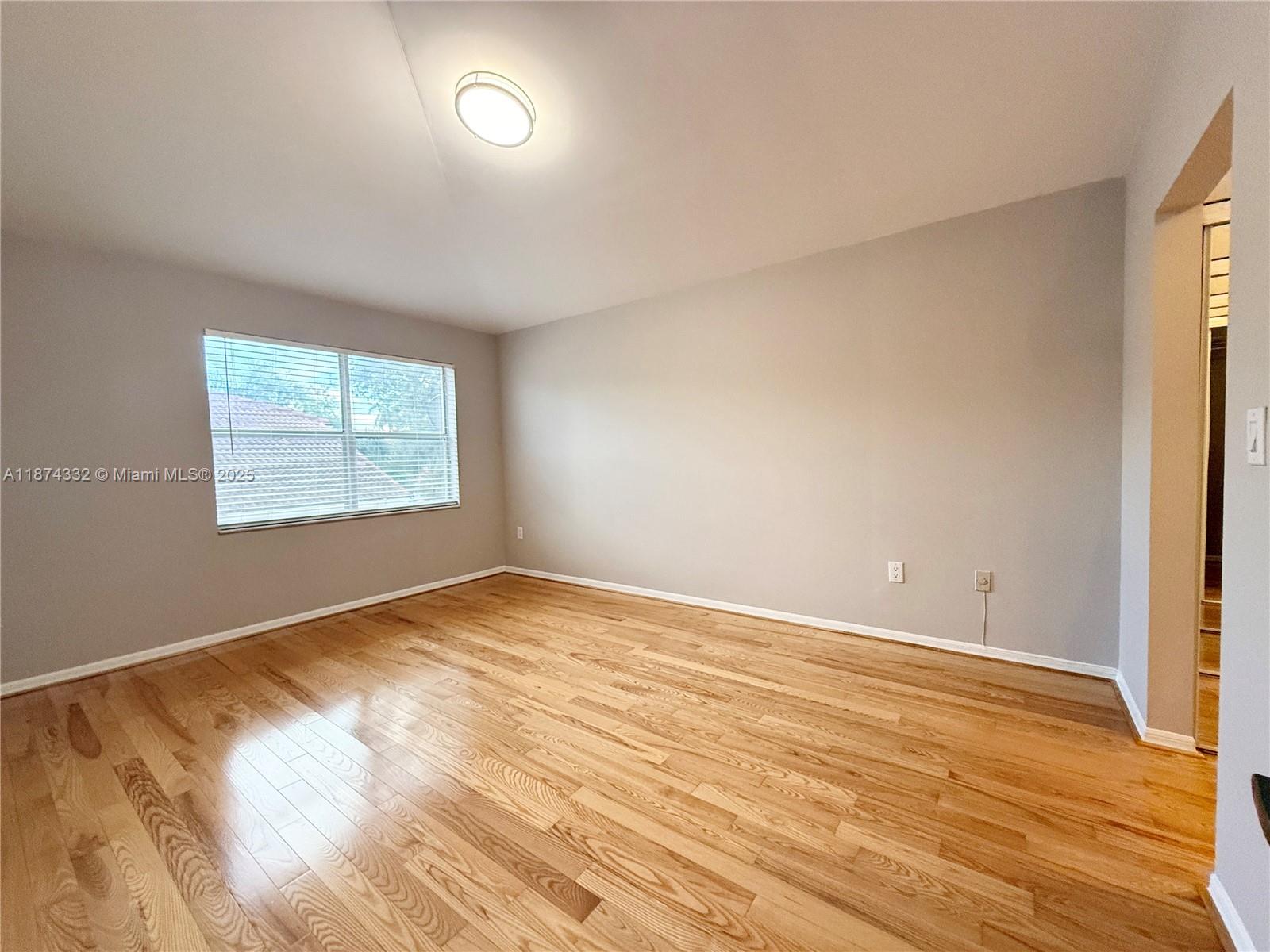 WESTLAKE VILLAGE PLAT - Residential Lease