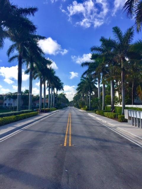 WESTLAKE VILLAGE PLAT - Residential Lease