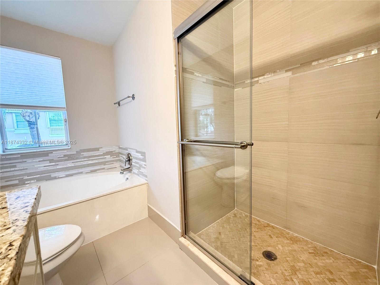 WESTLAKE VILLAGE PLAT - Residential Lease