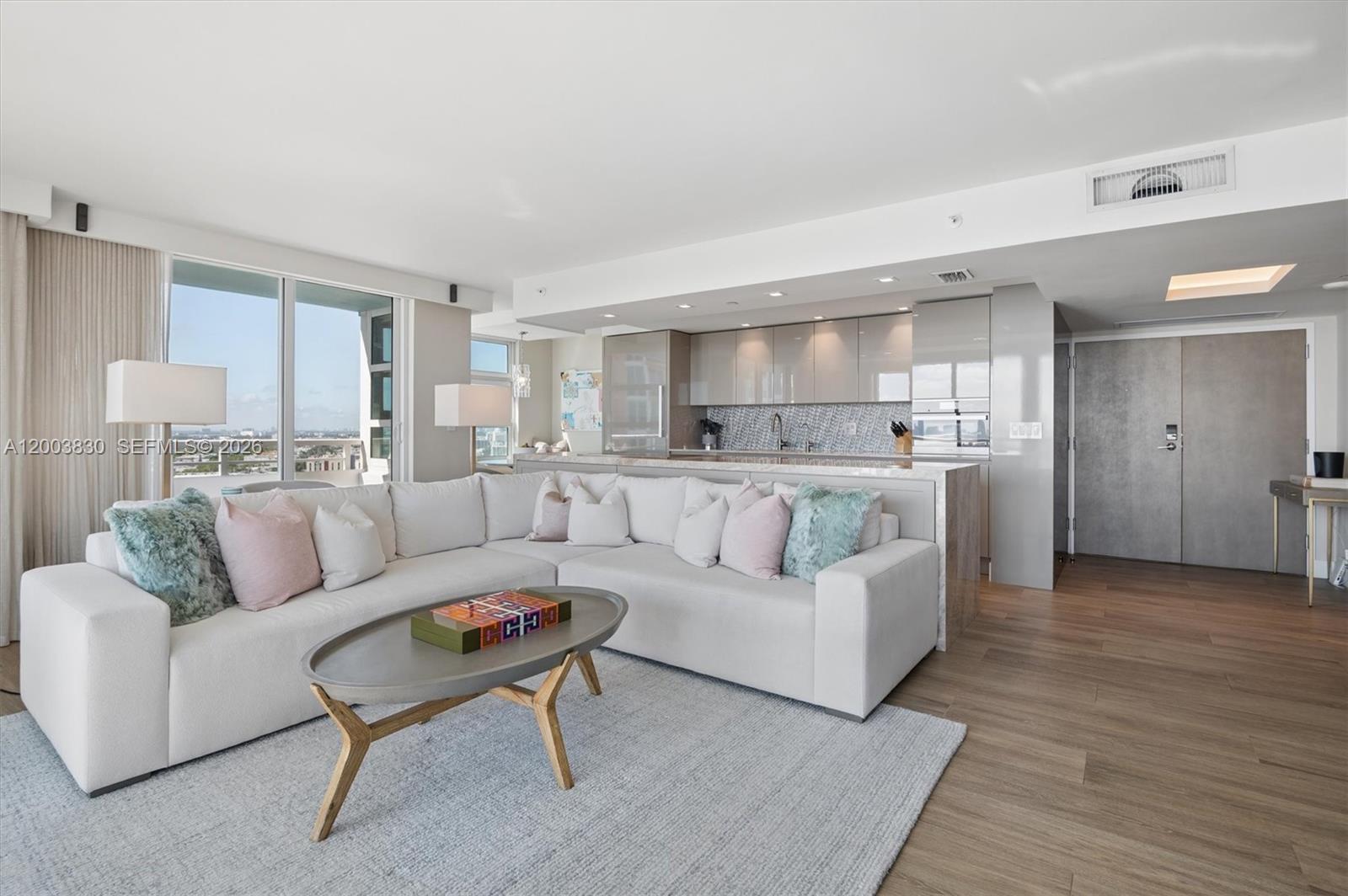 SOUTH POINTE TOWERS CONDO - Residential