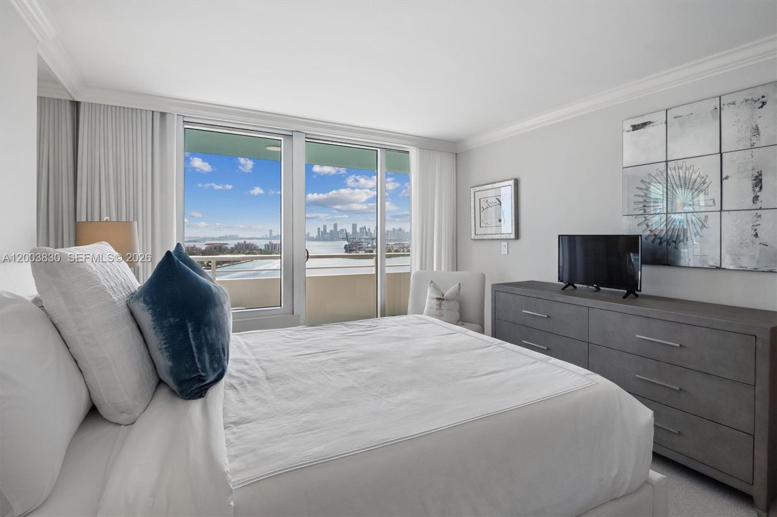 SOUTH POINTE TOWERS CONDO - Residential