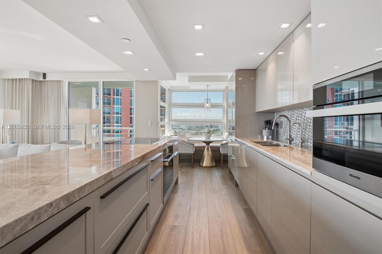 SOUTH POINTE TOWERS CONDO - Residential