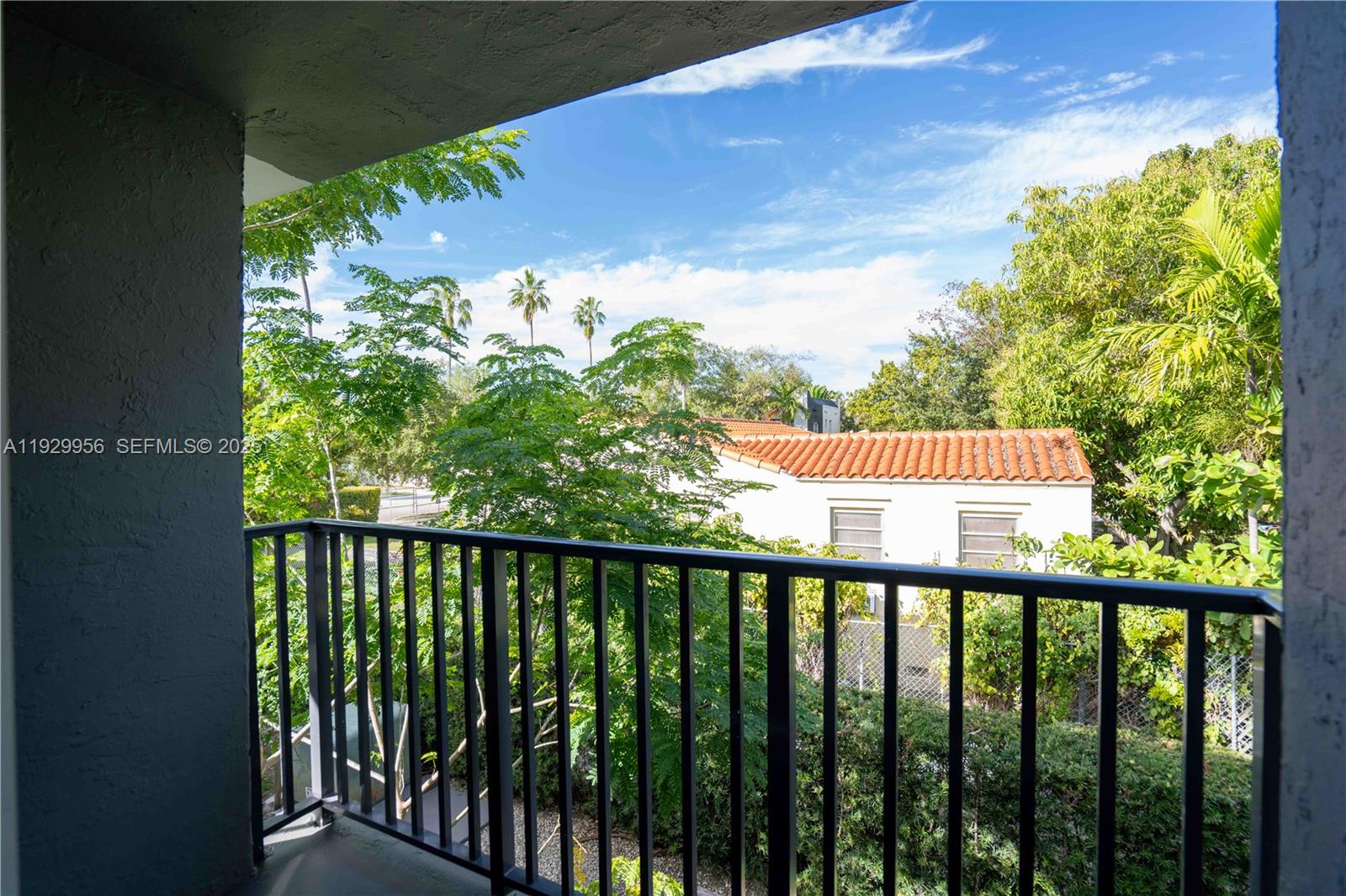 View photos, virtual tours, details... 465 NE 59th St 27