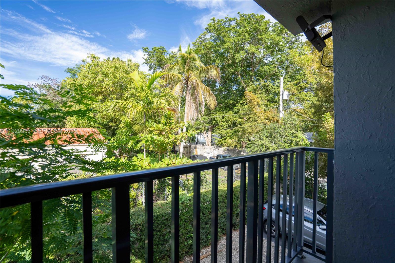 View photos, virtual tours, details... 465 NE 59th St 27