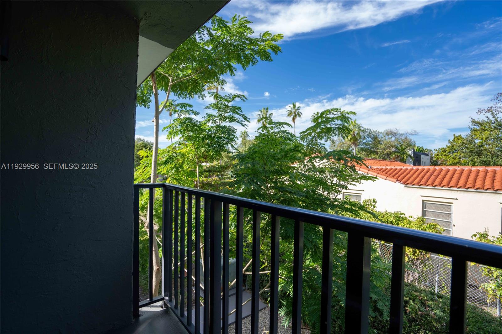 View photos, virtual tours, details... 465 NE 59th St 27