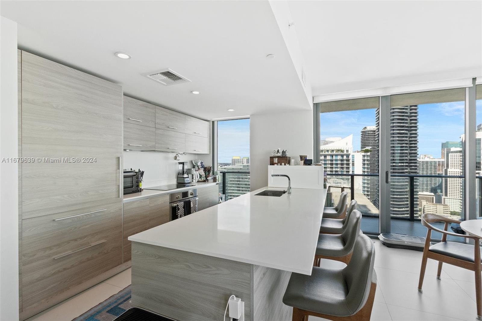 1300 S MIAMI AVENUE CONDO - Residential