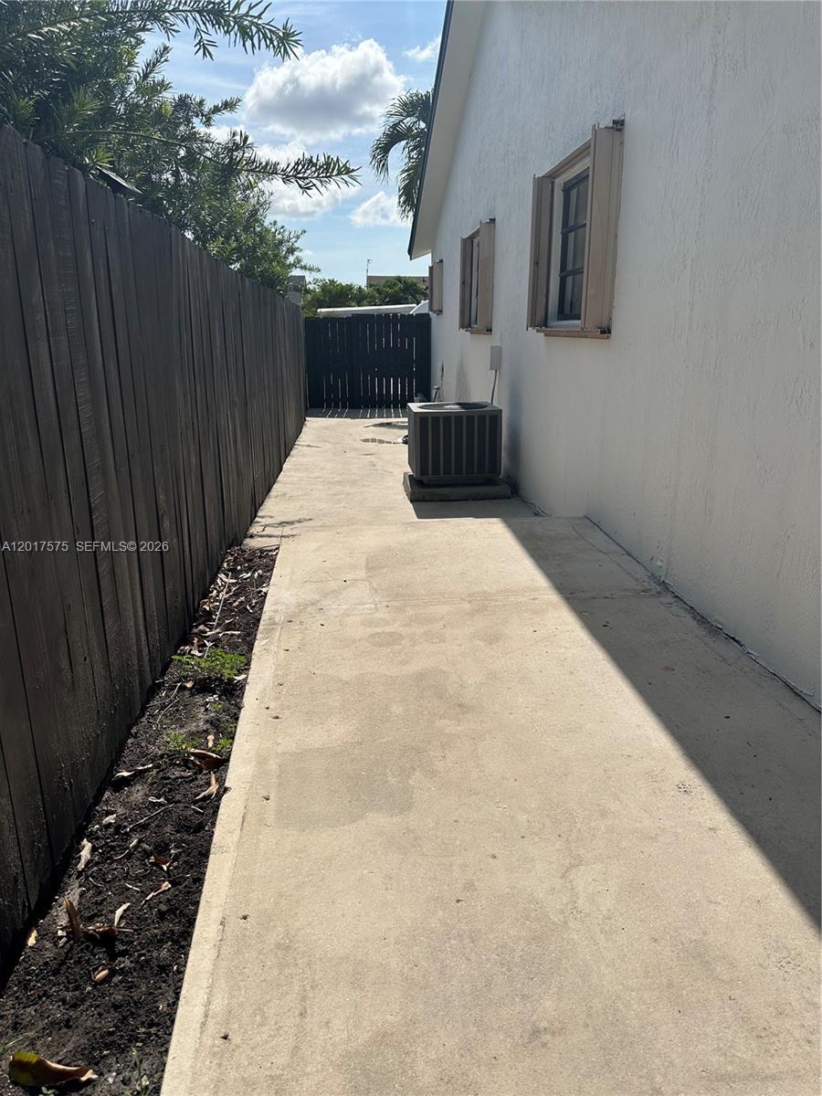 AILEEN-SUSAN - Residential