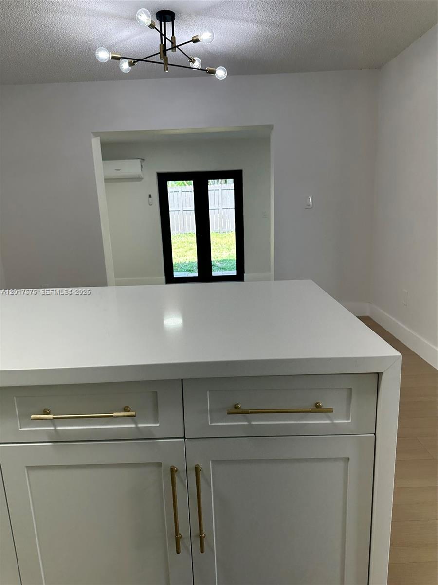 AILEEN-SUSAN - Residential