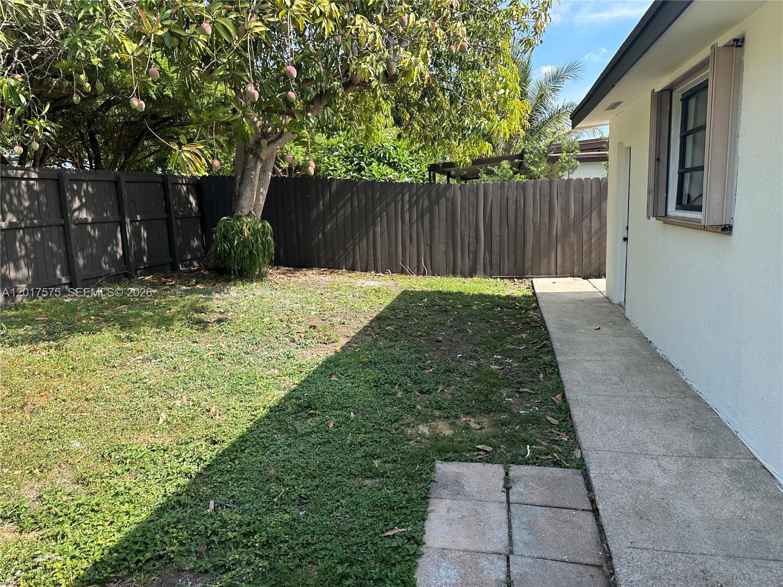 AILEEN-SUSAN - Residential
