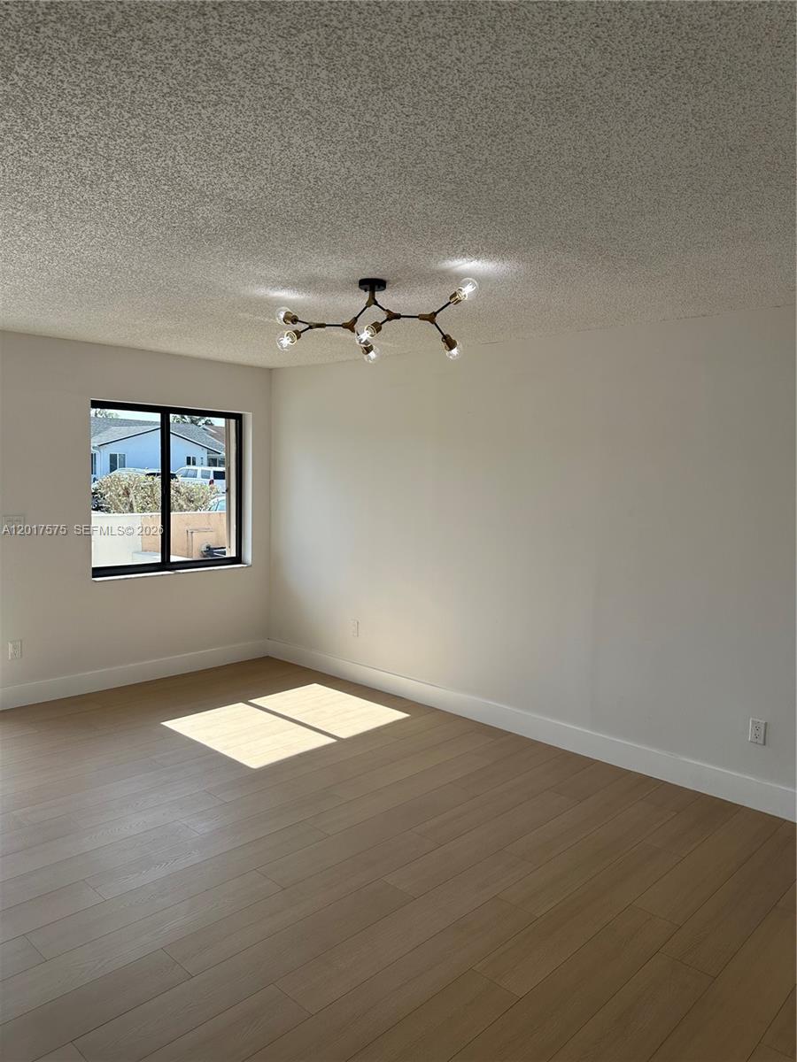 AILEEN-SUSAN - Residential
