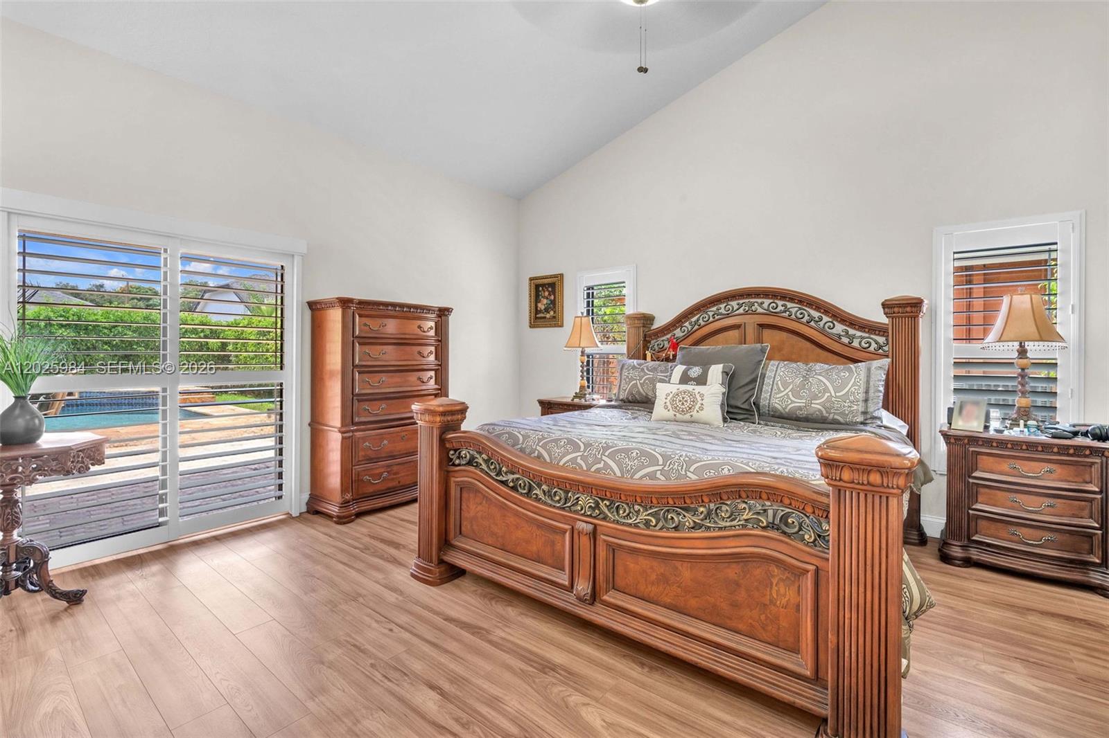 WINSTON PARK - Residential