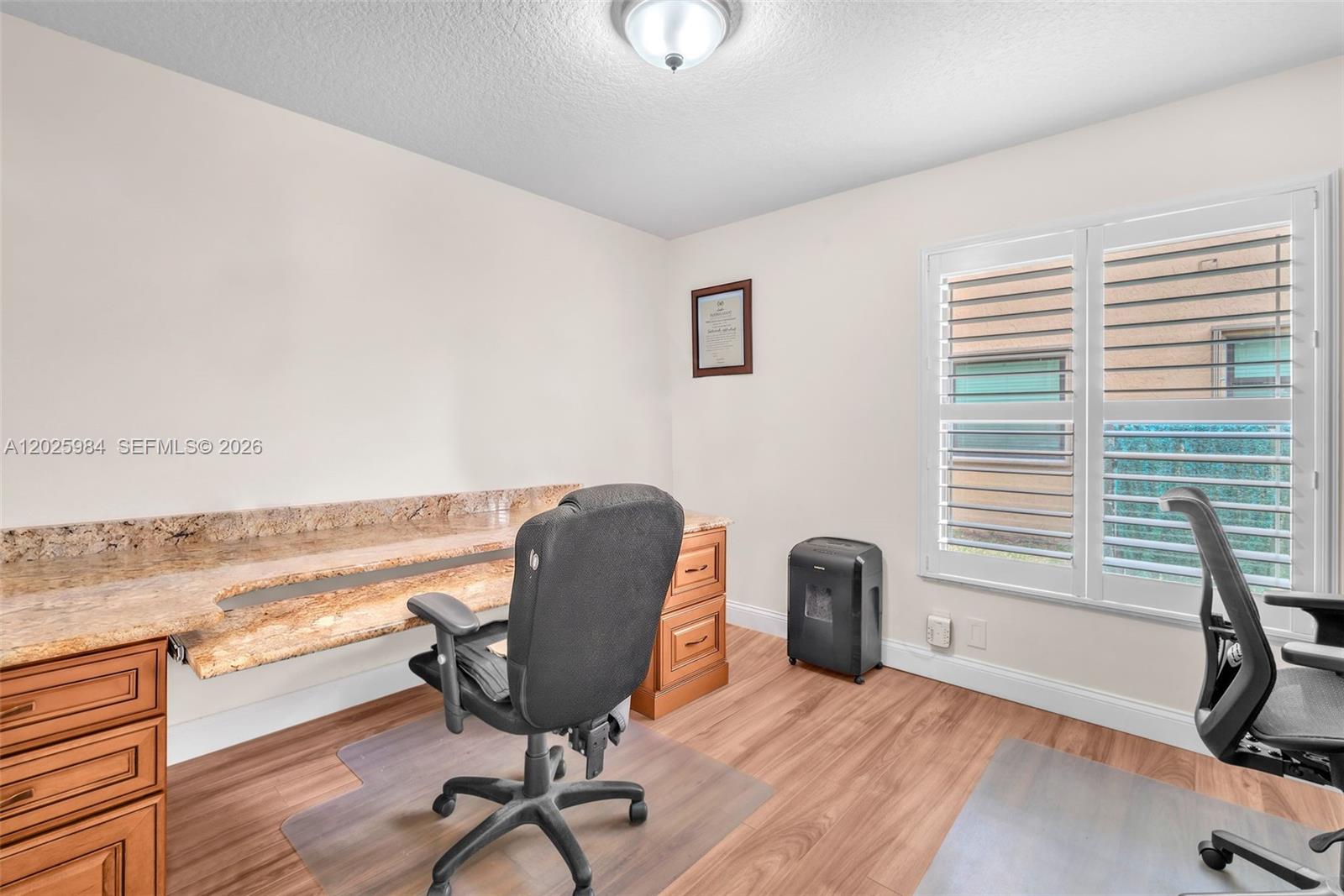 WINSTON PARK - Residential