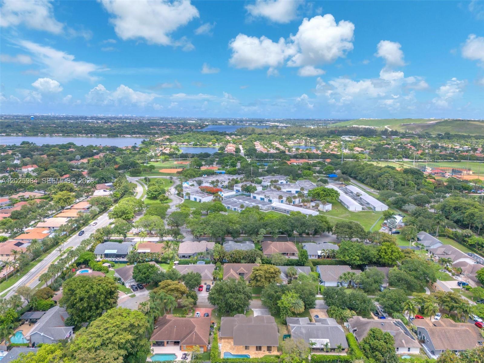 WINSTON PARK - Residential