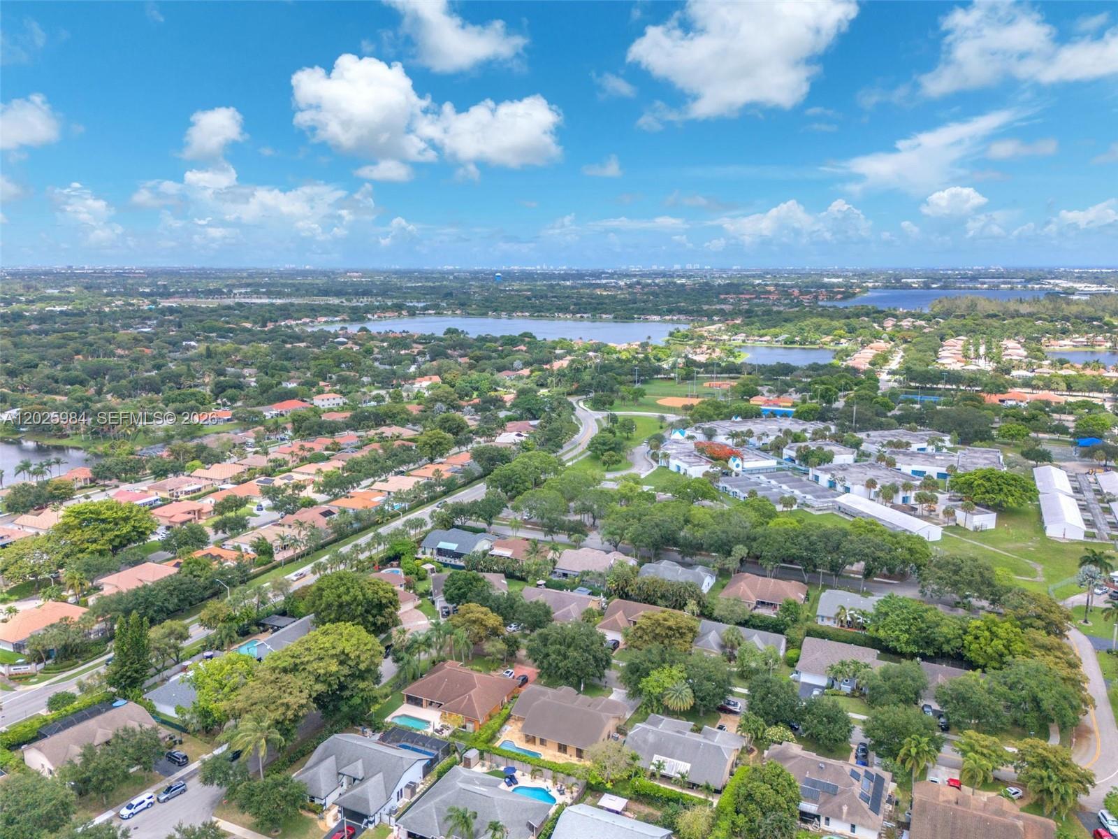 WINSTON PARK - Residential