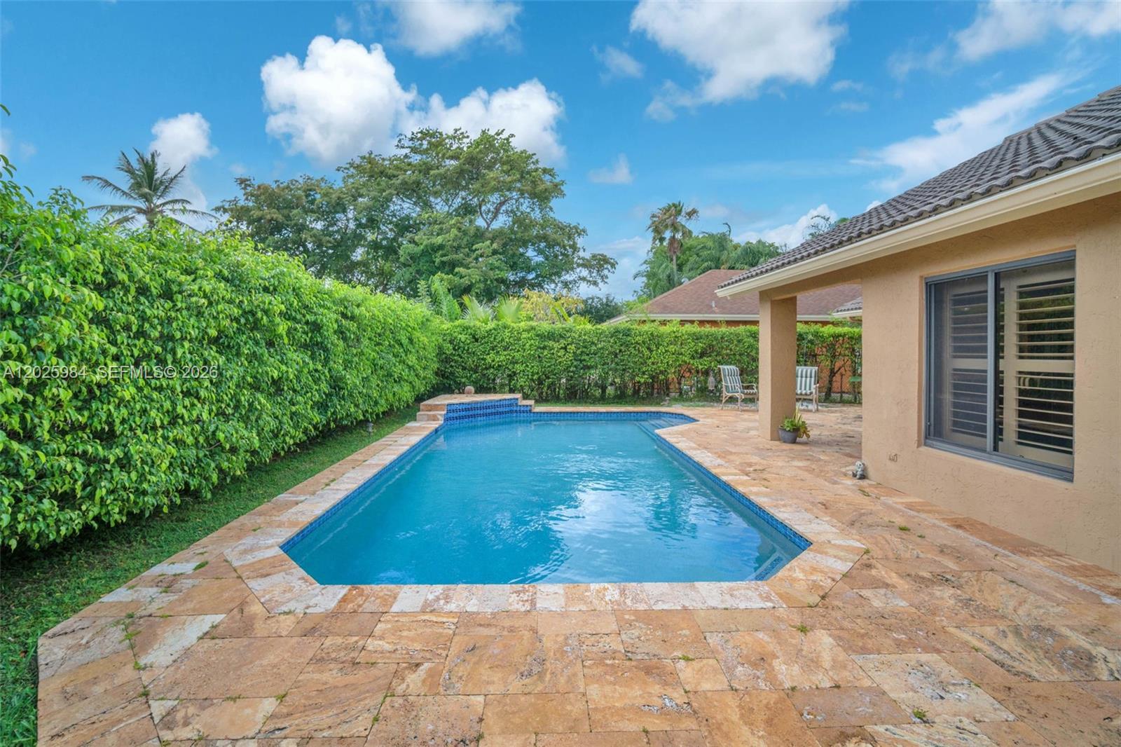 WINSTON PARK - Residential