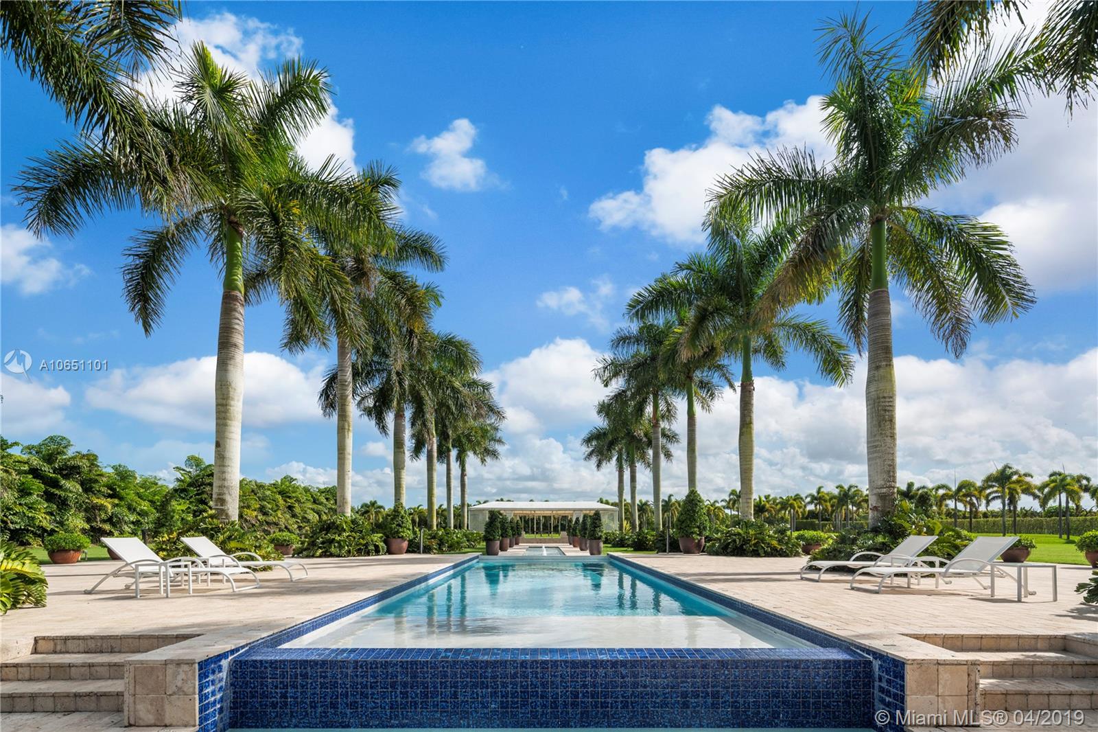 The Redlands - Residential