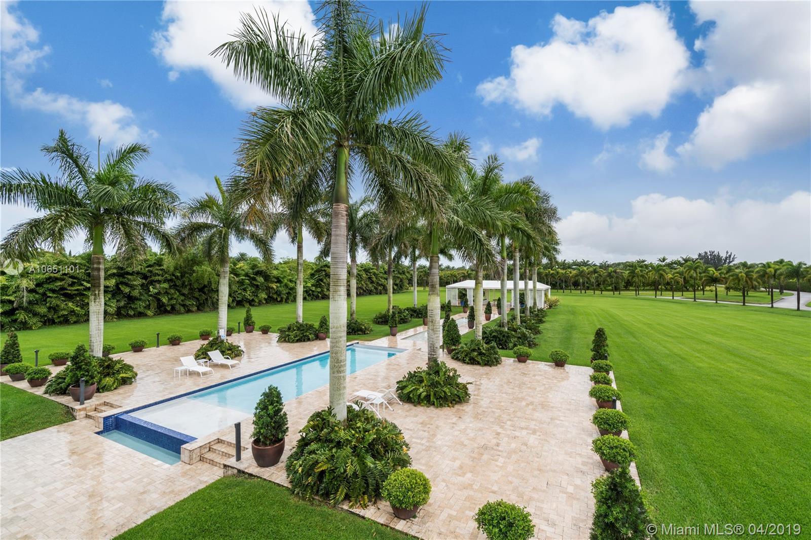 The Redlands - Residential