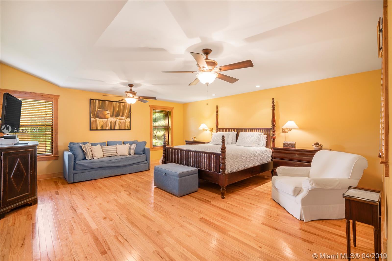 The Redlands - Residential